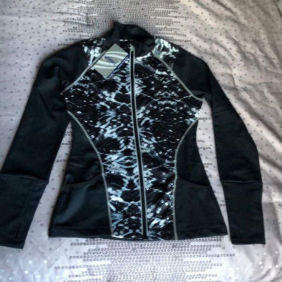 ASICS Lite-Show Black/White Sequin Print Jacket - Picture 5 of 8